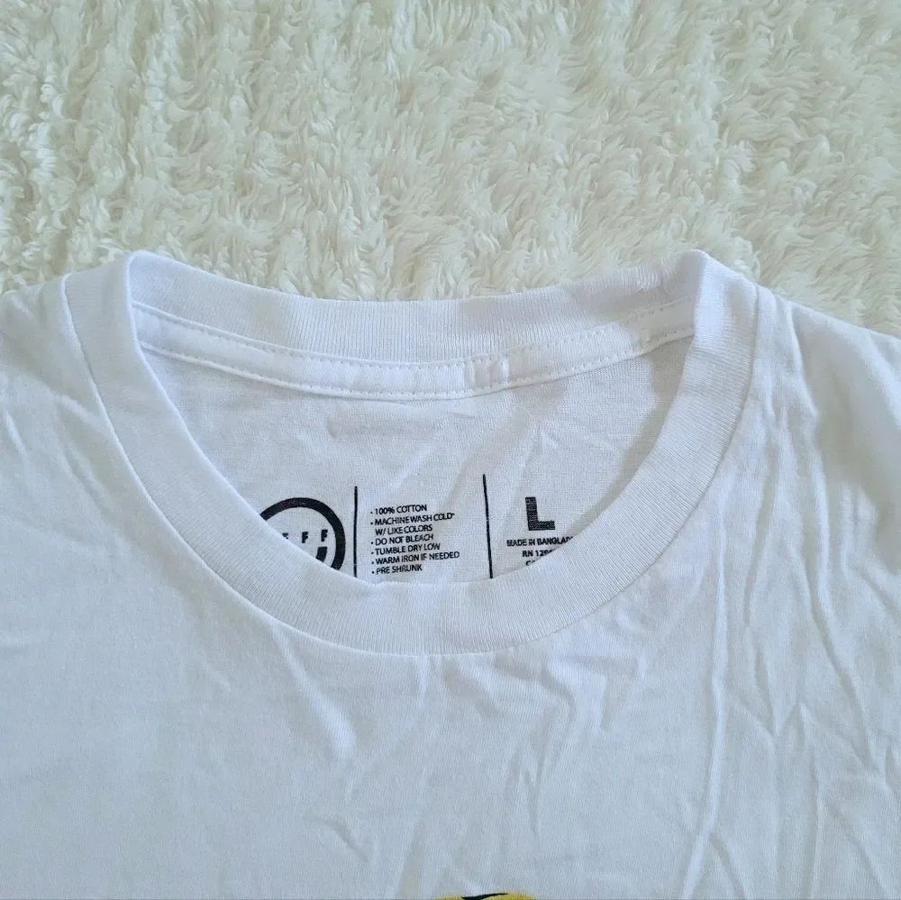 NEFF Rubber Duckie🦆 Peace Out✌️ Graphic Tee👕 - NWT - Picture 4 of 12
